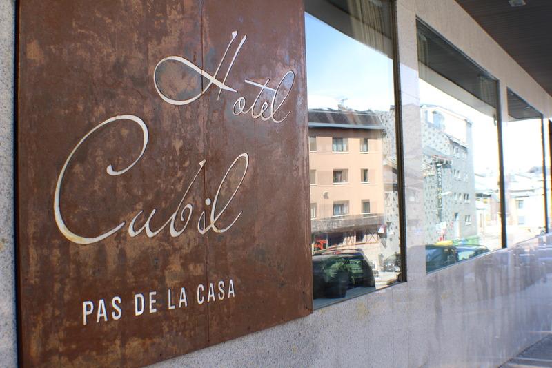 Hotel Cubil Pas De La Casa Exterior photo